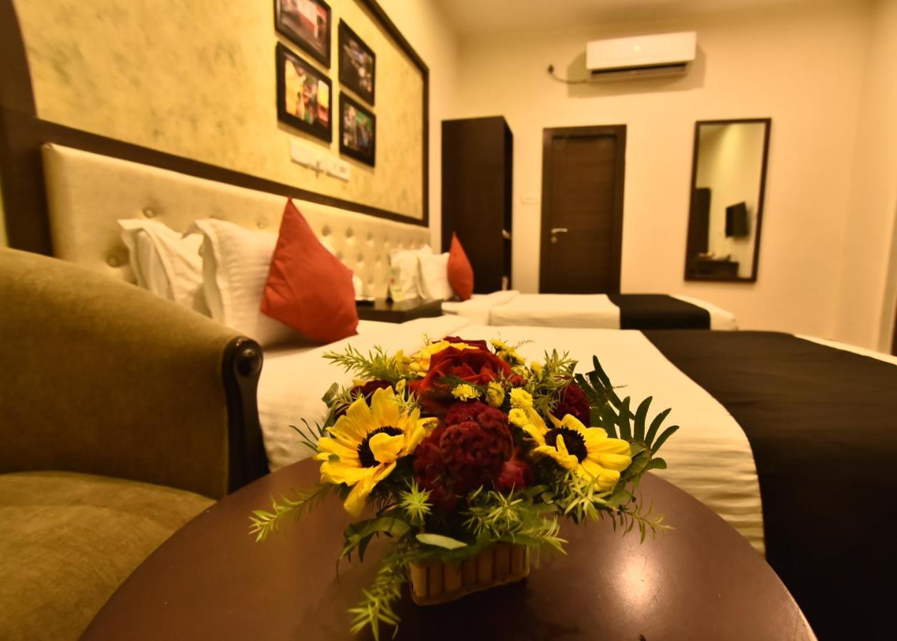 Casa Broadway-A Boutique Hotel Kalkutta Kültér fotó