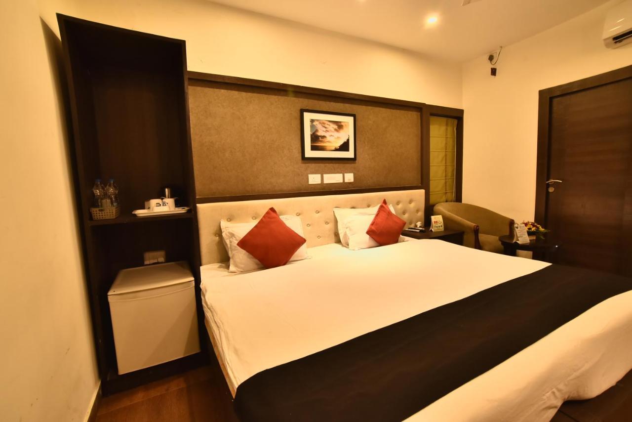 Casa Broadway-A Boutique Hotel Kalkutta Kültér fotó